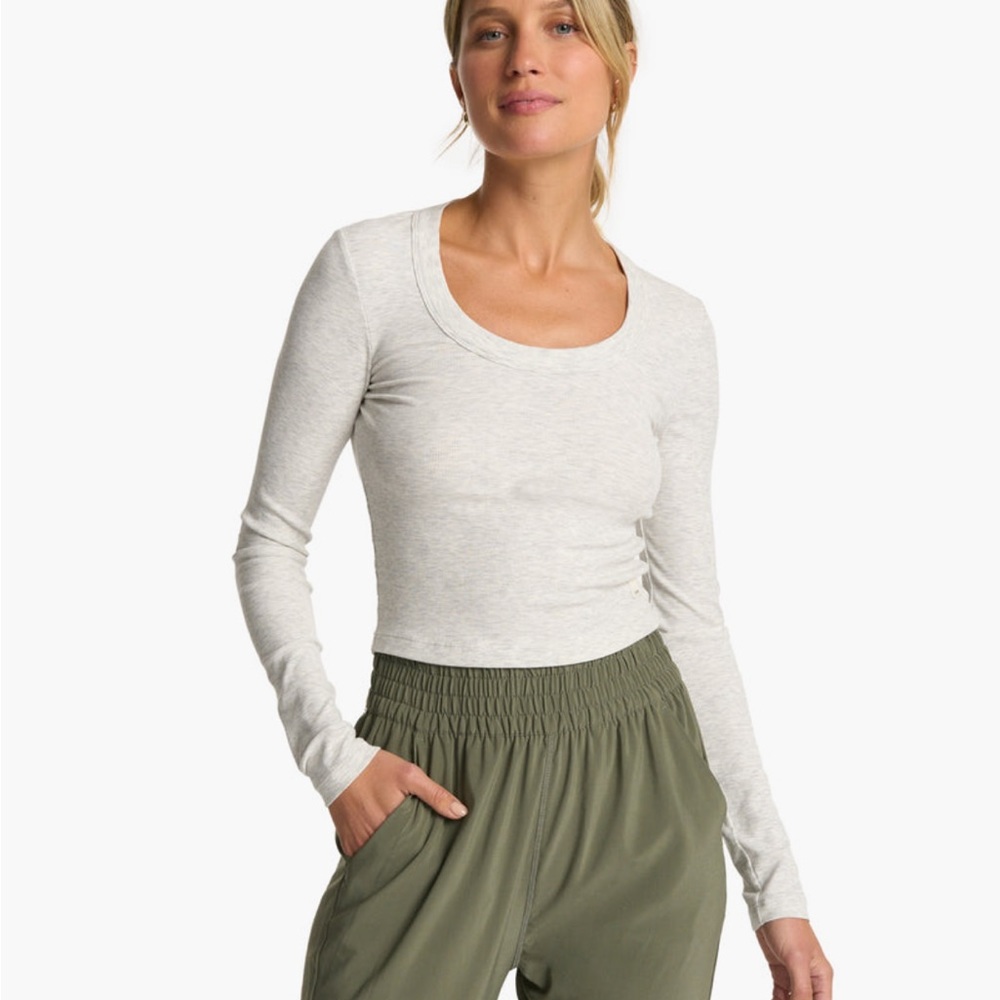 Vuori Long Sleeve Pose Scoop Tee Grey Sz Small